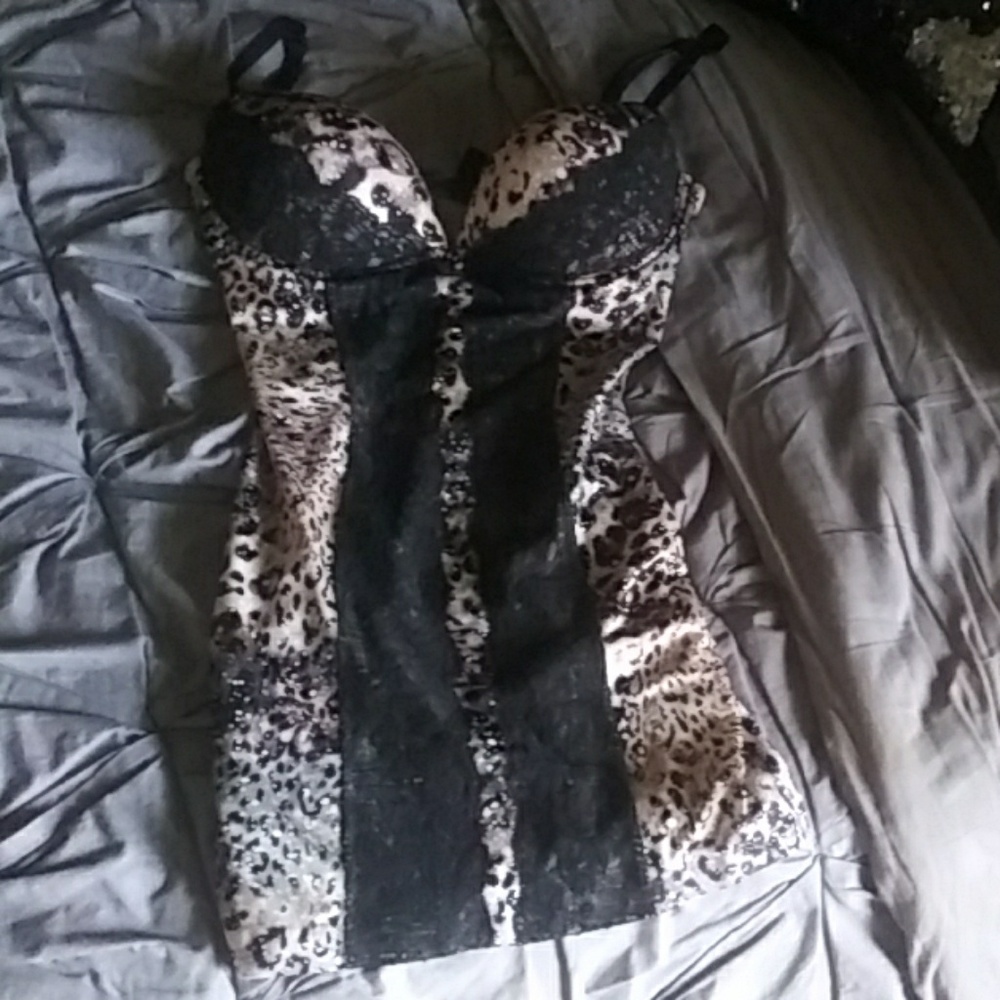 Victoria Secrets Power figure slip 36D